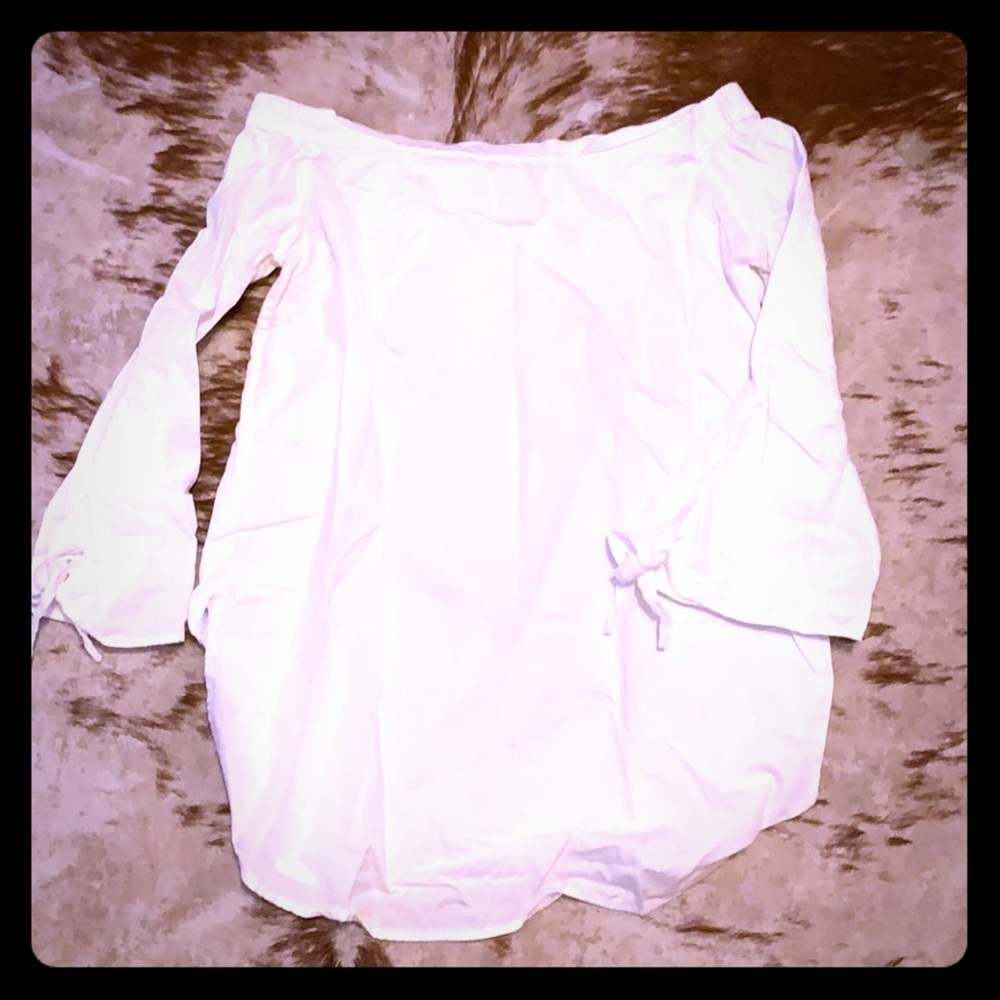 Off shoulder cotton top